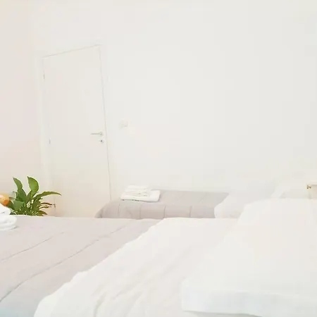 Appartement Dante House In Pieno Centro Ideale Per Gruppi Cagliari