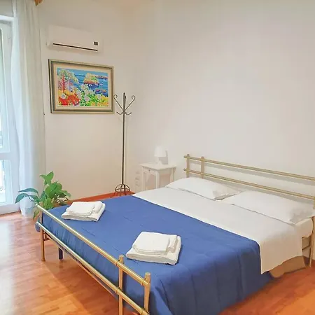 Appartement Dante House In Pieno Centro Ideale Per Gruppi