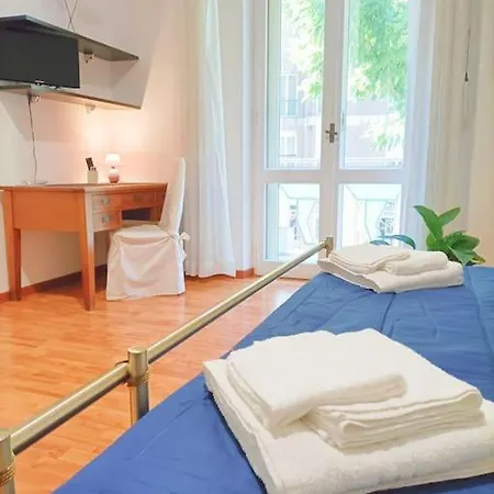 Dante House In Pieno Centro Ideale Per Gruppi Appartamento Cagliari